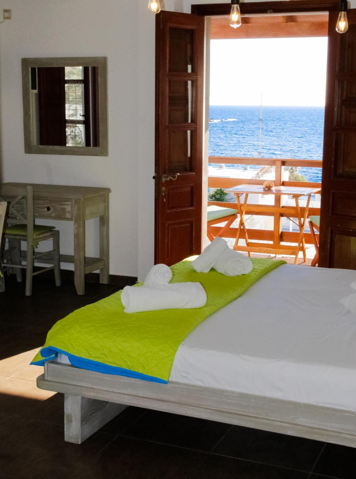 Mistral-Patmos Aparthotel Skala  Bagian luar foto